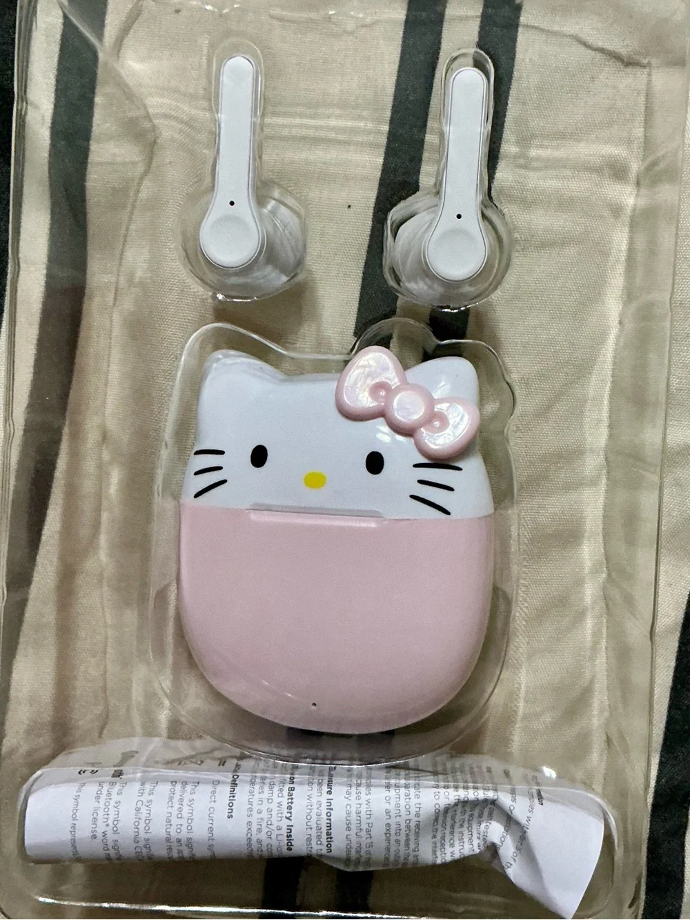 Hello Kitty Pink Wireless Earbuds with Character Charging Case